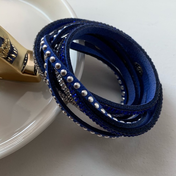 Boutique Bracelet - Picture 2 of 3